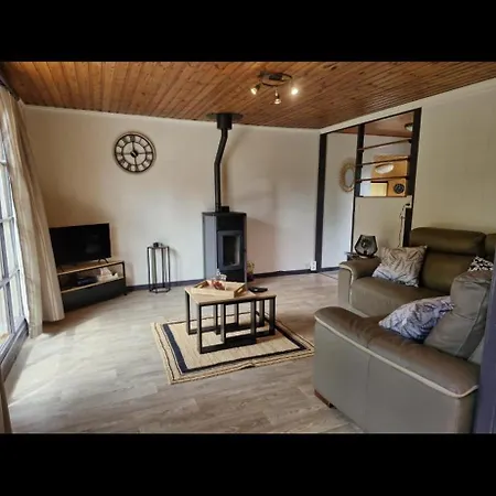 Chalet La Taniere Du Ptit Lou Resteigne
